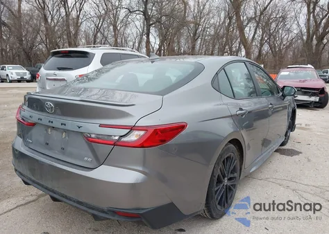 2025 Toyota Camry Se из США, поврежденный, VIN 4T1DAACK0SU501933